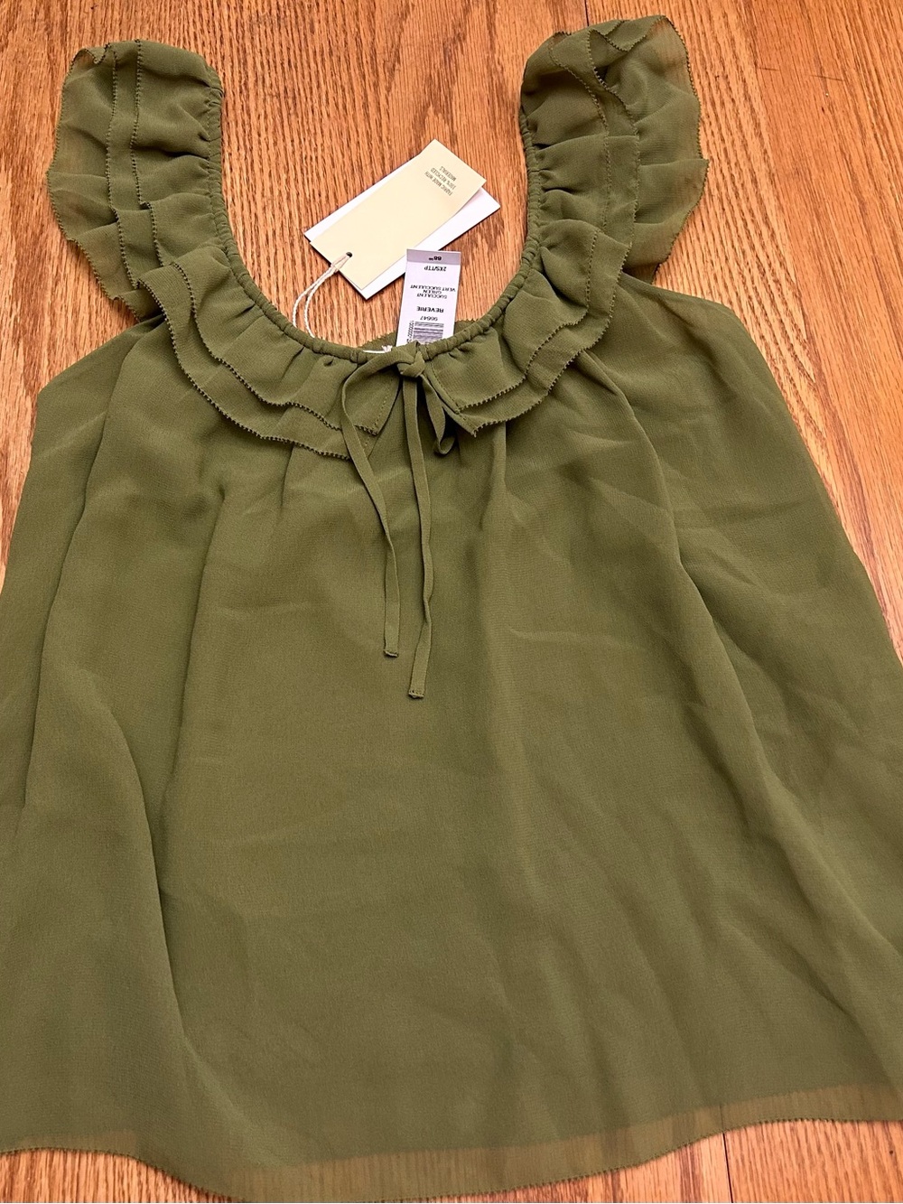 NWT wilfred reverie tank green XXS
